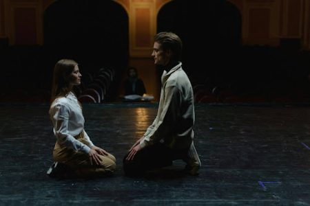 Quais são as tendências das aulas de teatro em 2025 no Brasil?
